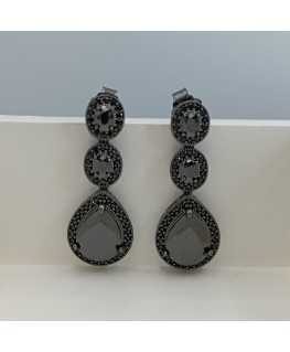 VAPOUR SILVER EARRINGS WITH BLACK STONES