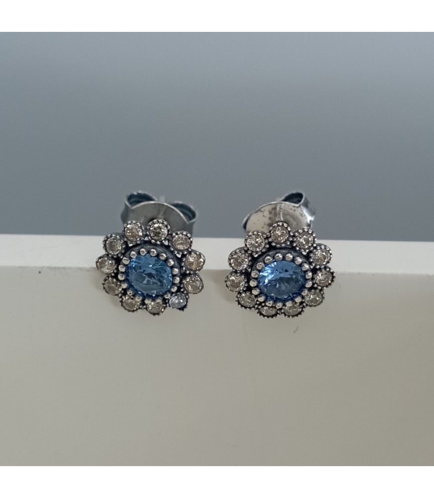 VAPOUR SILVER EARRINGS WITH STONES